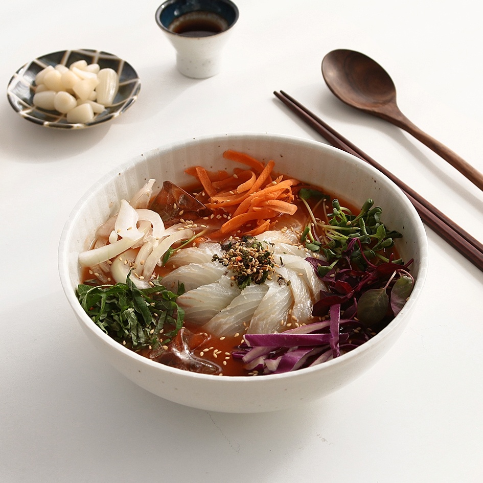 “도자기 냉면기 일본 면기 우동 비빔밥 덮밥 일식 넓은 그릇” 추천템으로 여름을 시원하게