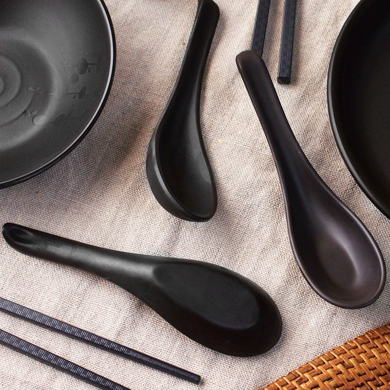 “우동 국물 일식 스푼 숟가락 먹토 블랙 멜라민 챠콜 중”이라는 최고의 선택