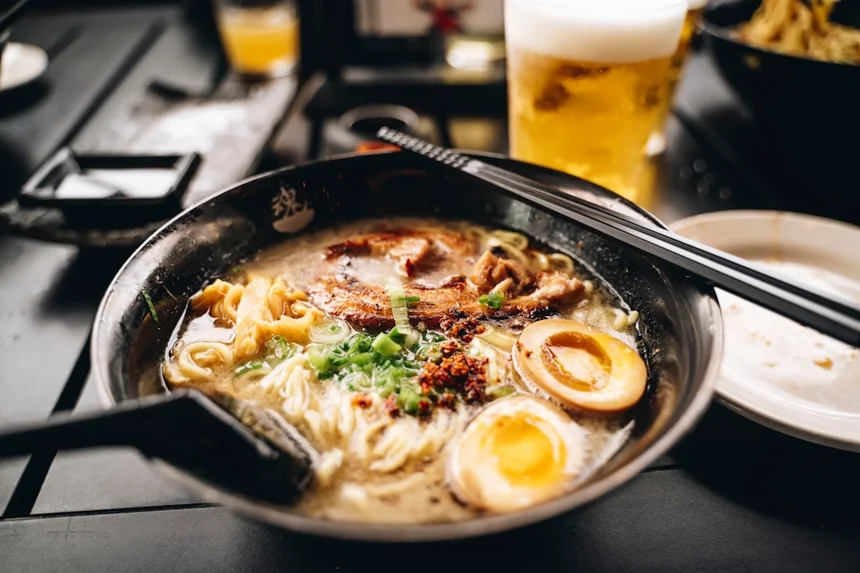 라멘메뉴엔지니어링 활용한 최상급 라멘 맛내기